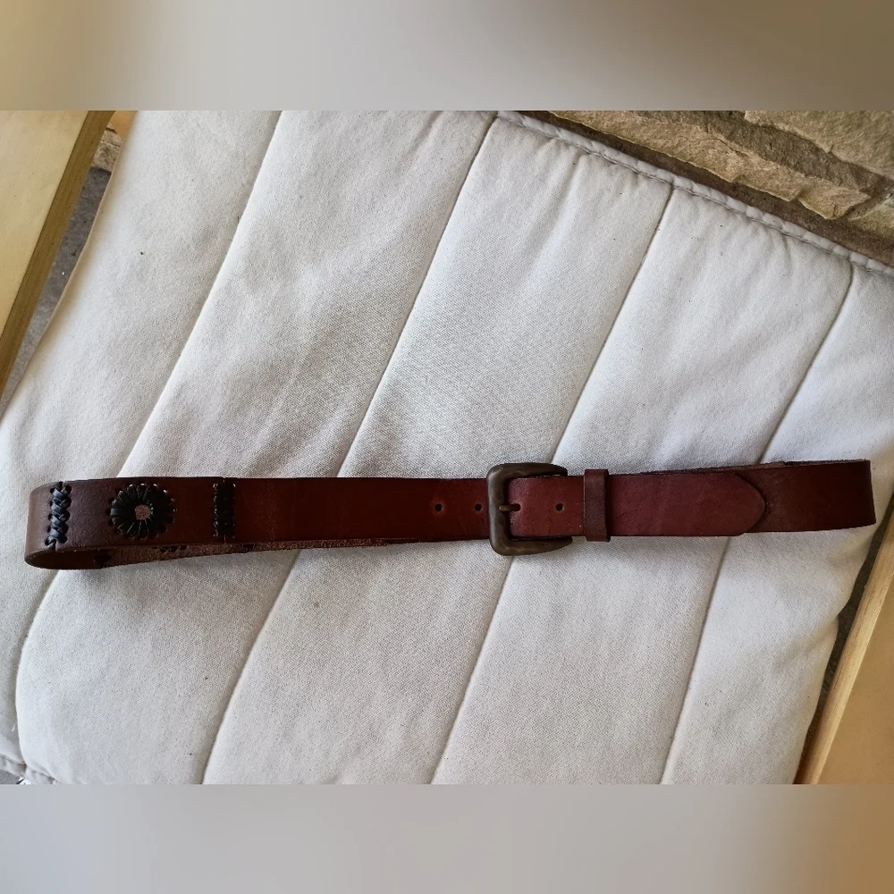 Vintage Brown Leather Belt with Black Accents_XL